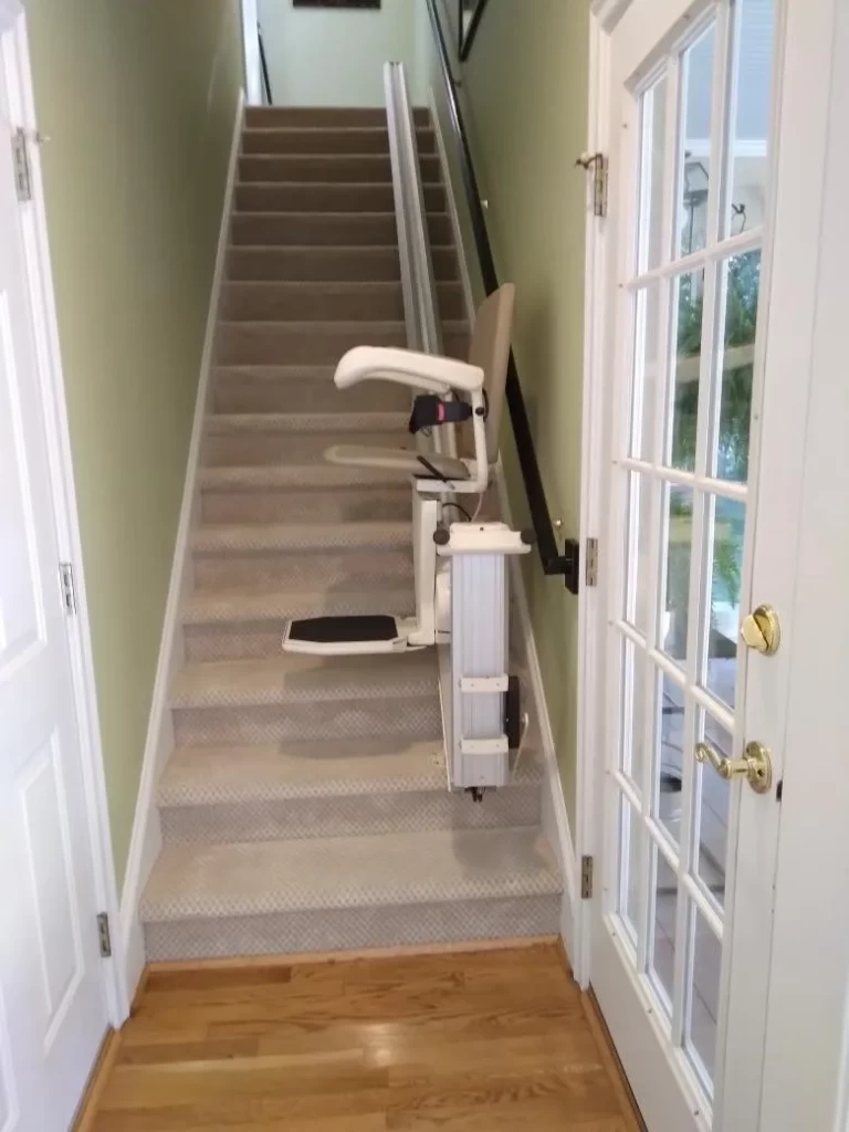 straight-stairlifts-4